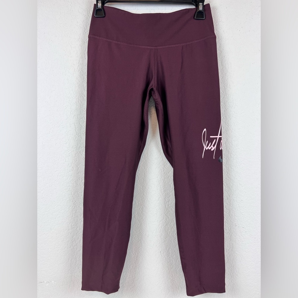 Nike Power Victory Tight Fit Cropped Leggings